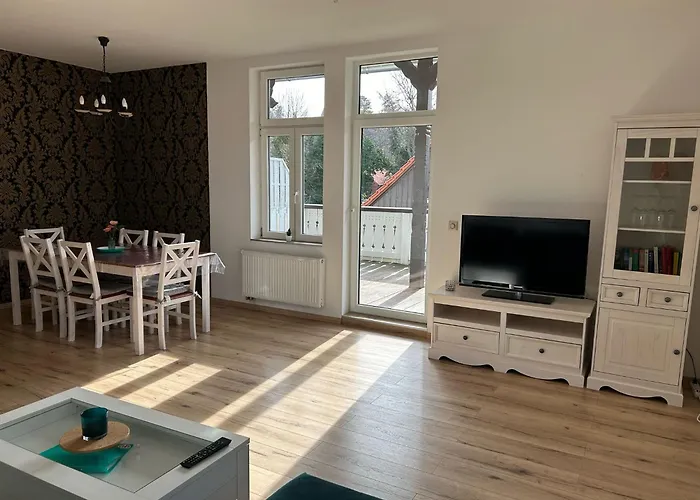 Zur Silbertanne 아파트