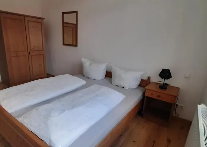 Zur Silbertanne 아파트 *