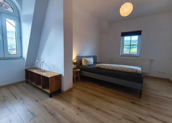 Zur Silbertanne 아파트 *